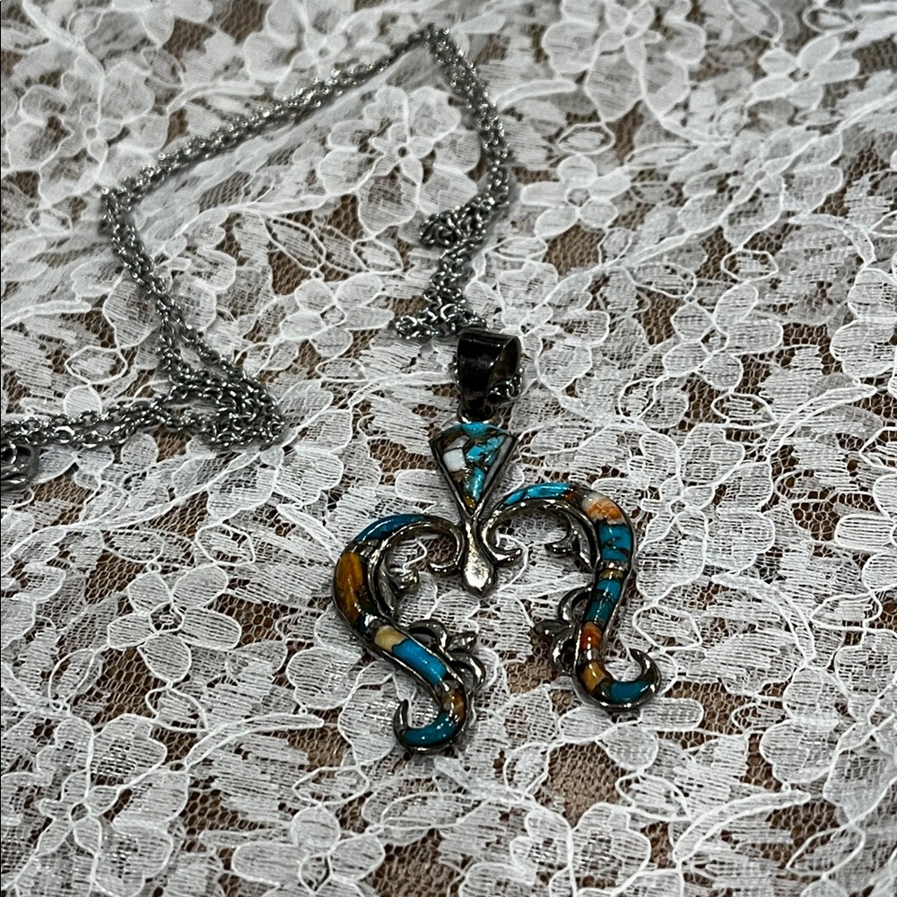 Spiny Oyster & 925 Sterling 24 Inch Chain Best of the Southwest - Picture 2 of 7